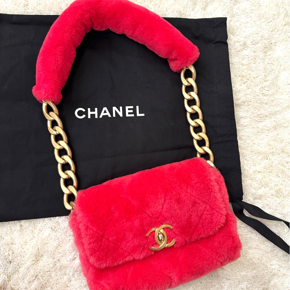 Chanel CC Quilted Shearling Chunky Chain Flap Bag